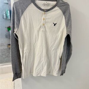 American Eagle Gray and White Henley Shirt